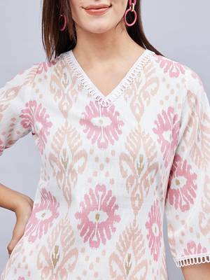 Winered woman white geometric print neck lace detailing kurta set 4