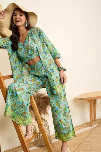 Winered woman green paisley print border co-ord set