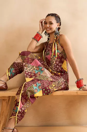 Winered woman maroon print strap kurta & dhoti co-ord set