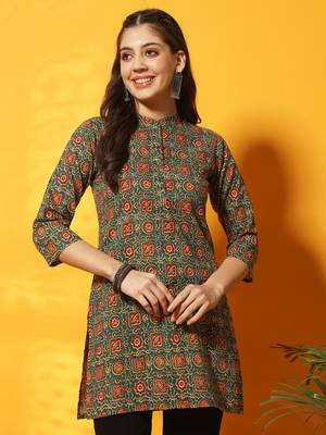 Pine green and red ajarakh printed tunic 3