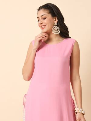 Baby pink solid round neck sleeveless straight calf length kurta 2