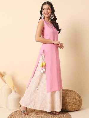 Baby pink solid round neck sleeveless straight calf length kurta 5