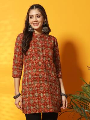 Maroon and black ajarakh printed tunic 5