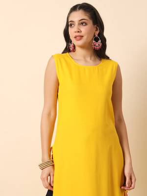 Mango yellow solid round neck sleeveless straight calf length kurta 2
