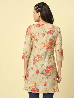 Women beige abstract printed top 4