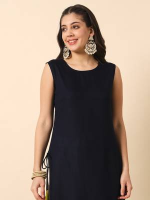 Navy bluesolid round neck sleeveless straight calf length kurta 2