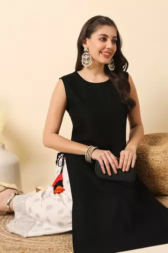 Black solid round neck sleeveless straight calf length kurta