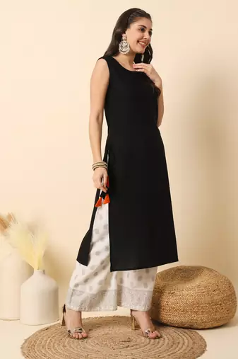 Black solid round neck sleeveless straight calf length kurta
