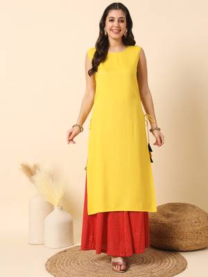 Lemon yellow solid round neck sleeveless straight calf length kurta 1