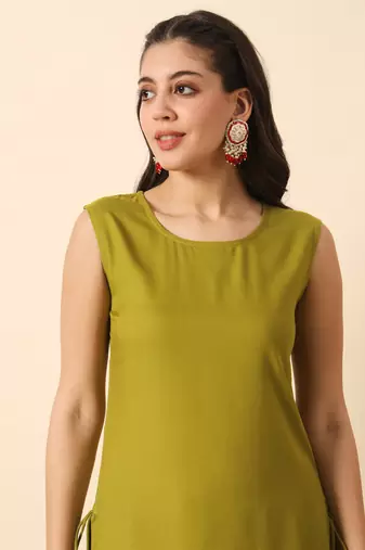 Olive green solid round neck sleeveless straight calf length kurta