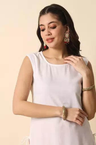 White solid round neck sleeveless straight calf length kurta