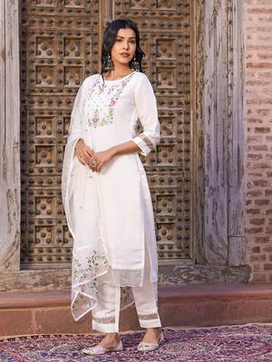 Chanderi embroidered Kurta with silk Lining  Pant and Dupatta set 2