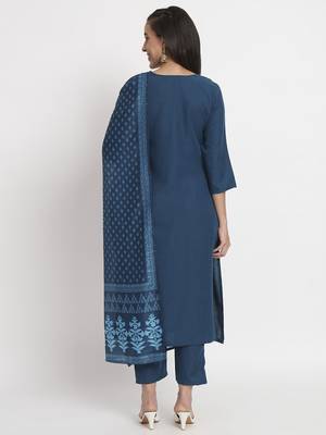 Blue colour embroidery cotton party wear kurta set 4