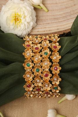 Traditional Flower Shaped Bangles Set Of 4 1