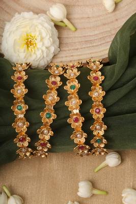 Traditional Flower Shaped Bangles Set Of 4 2