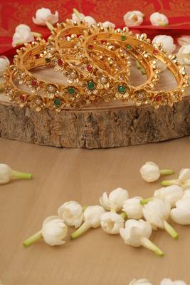 Traditional Flower Shaped Bangles Set Of 4 3