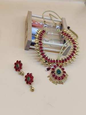 	Stylish Jewellery Necklace Set Gold Plated Jewellery Set for Women 2