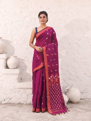 Magenta cotton saree with zari border 1