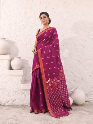 Magenta cotton saree with zari border 2