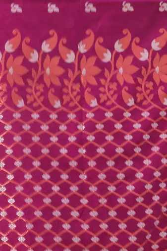 Magenta cotton saree with zari border