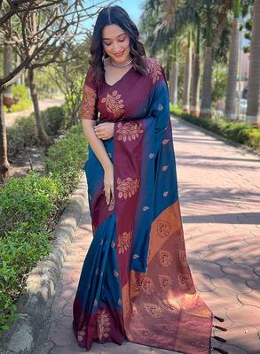 Blue Soft Silk Floral Border Contrast Zari Woven Saree 1