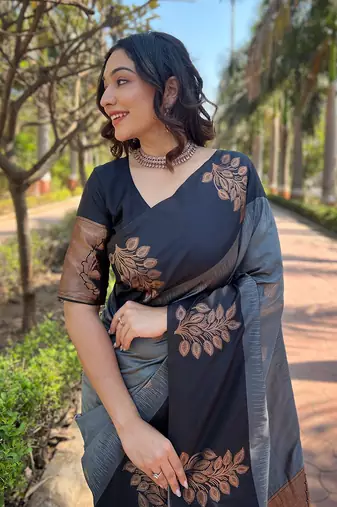 Grey Soft Silk Floral Border Contrast Zari Woven Saree