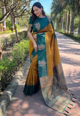 Gold Soft Silk Floral Border Contrast Zari Woven Saree 1