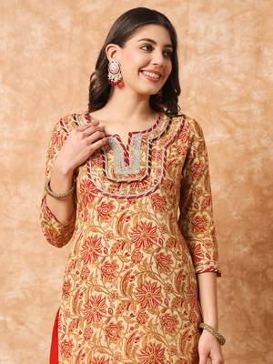Beige and maroon floral printed yoke design straight kurta 2