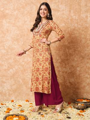 Beige and maroon floral printed yoke design straight kurta 5