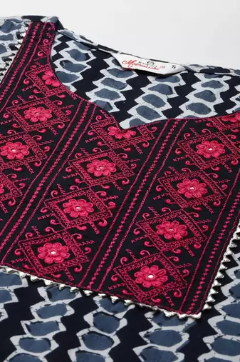 Blue ethnic printed embroidered straight kurta