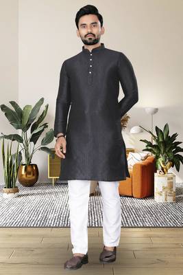 Black jacquard straight kurta with pyjama 1