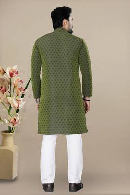 Green jacquard straight kurta with pyjama 2