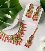 traditional pearl kundan necklace jewellery set with earring maang tikka set 