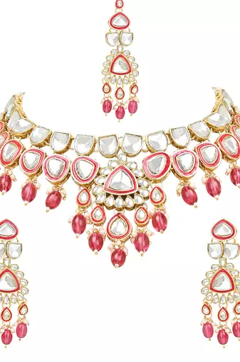 traditional pearl kundan necklace jewellery set with earring maang tikka set 