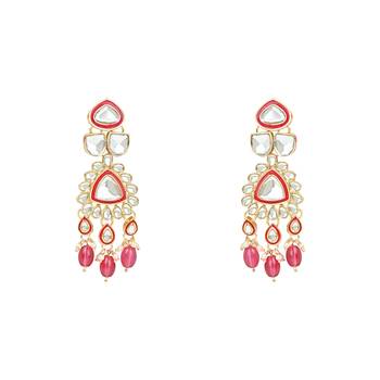 traditional pearl kundan necklace jewellery set with earring maang tikka set  4