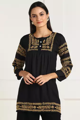 s cotton mulmul embroidered short kurti black