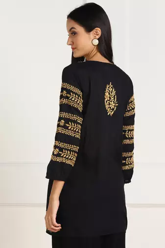 s cotton mulmul embroidered short kurti black