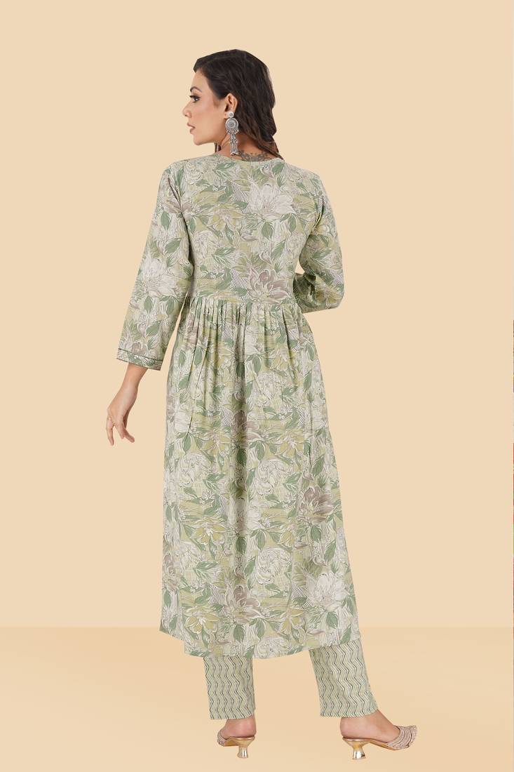 HollyHock Exclusive Embroidered Stitched New Style Alia Cut Kurti set 