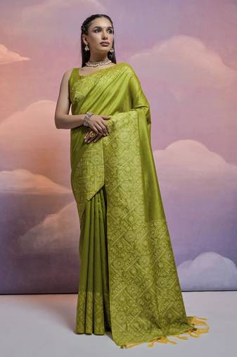 Elegant And Ethnic Handloom Silk Blend Mahendi Zari Woven Partywear Saree