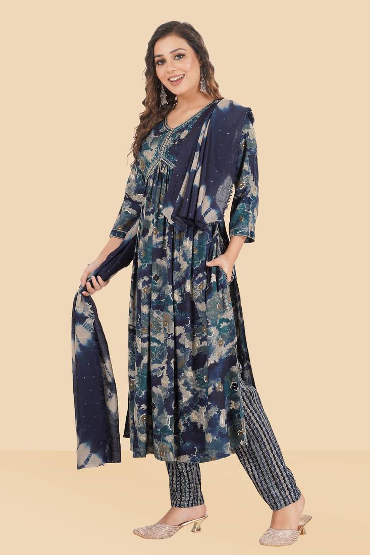 HollyHock Exclusive  Stitched New Style Alia Cut Kurti set 