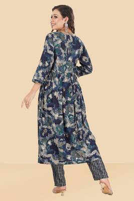 HollyHock Exclusive  Stitched New Style Alia Cut Kurti set  5