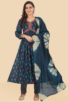 HollyHock Exclusive  Stitched New Style Alia Cut Kurti set  1