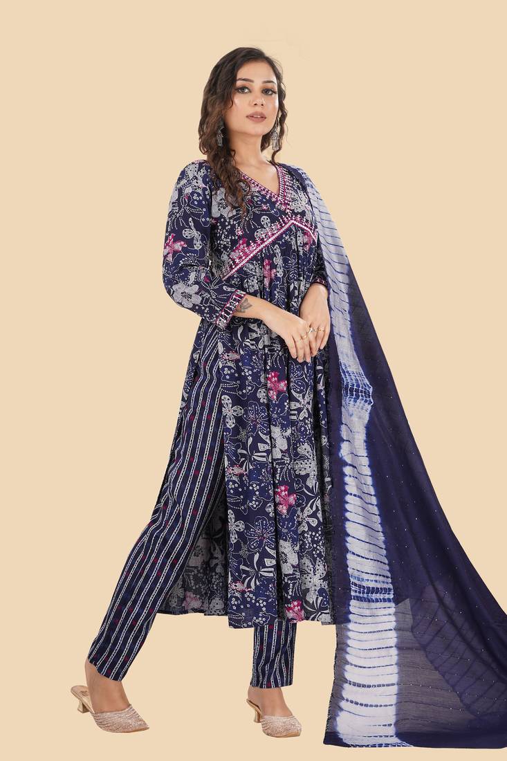 HollyHock Exclusive  Stitched New Style Alia Cut Kurti set 