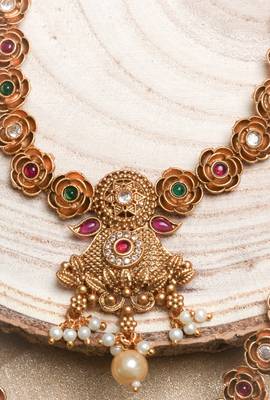 Two Gold Plated Necklace Set with Matching Earrings 4