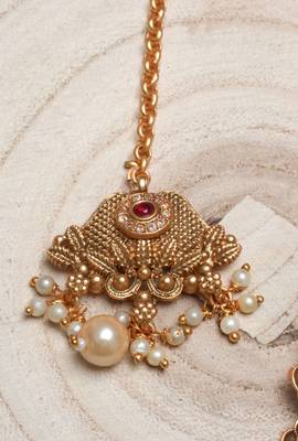 Two Gold Plated Necklace Set with Matching Earrings 5