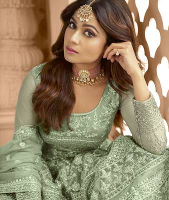 Shamita shetty green net anarkali embroidered work festival long salwar suit dupatta 2
