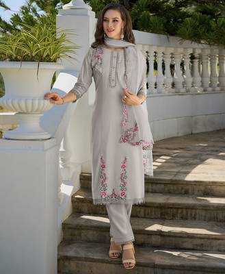  grey viscose silk embroidered kurta with pant & dupatta 1