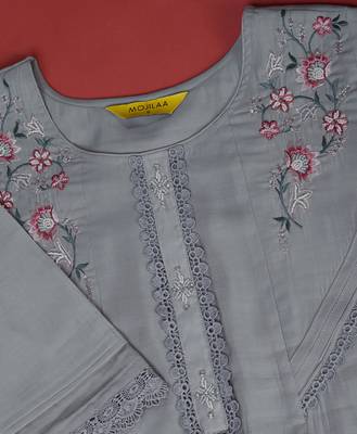  grey viscose silk embroidered kurta with pant & dupatta 3