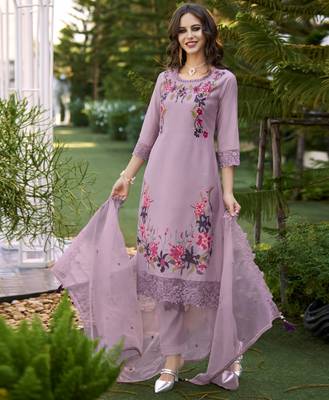  lavender chanderi silk embroidered kurta with pant & dupatta 1