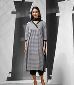 White & black geometric printed cotton suit set